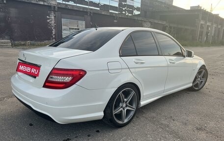 Mercedes-Benz C-Класс, 2011 год, 1 750 000 рублей, 3 фотография