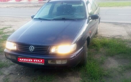 Volkswagen Passat B4, 1994 год, 180 000 рублей, 2 фотография