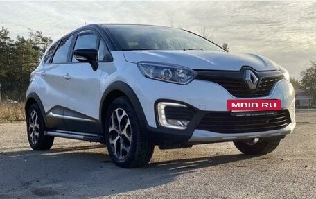 Renault Kaptur I рестайлинг, 2019 год, 1 700 000 рублей, 2 фотография