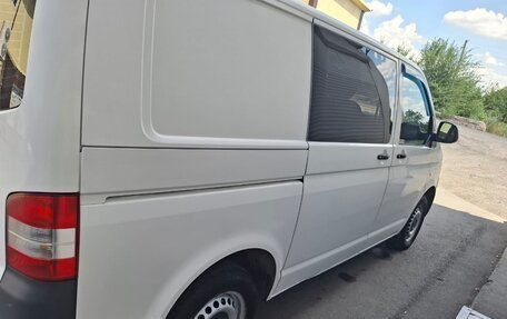 Volkswagen Transporter T5 рестайлинг, 2009 год, 1 650 000 рублей, 4 фотография