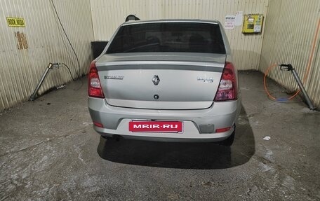 Renault Logan I, 2013 год, 435 000 рублей, 2 фотография