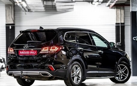 Hyundai Santa Fe III рестайлинг, 2018 год, 2 990 000 рублей, 3 фотография