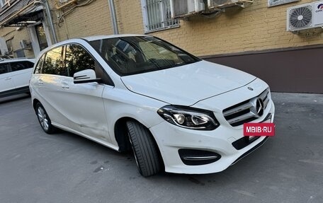 Mercedes-Benz B-Класс, 2015 год, 1 300 000 рублей, 3 фотография