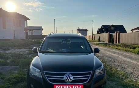 Volkswagen Tiguan I, 2009 год, 1 000 000 рублей, 2 фотография