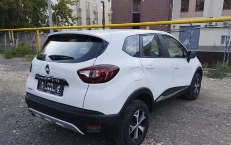 Renault Kaptur I рестайлинг, 2019 год, 1 095 000 рублей, 2 фотография