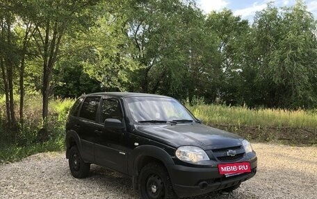 Chevrolet Niva I рестайлинг, 2012 год, 490 000 рублей, 3 фотография