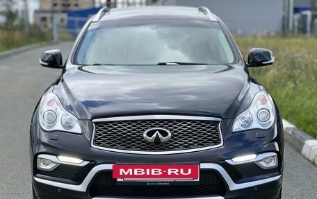 Infiniti QX50 I рестайлинг, 2016 год, 2 575 000 рублей, 2 фотография