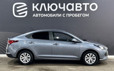 Hyundai Solaris II рестайлинг, 2020 год, 1 590 000 рублей, 4 фотография