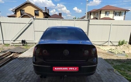 Volkswagen Passat B6, 2006 год, 520 000 рублей, 2 фотография