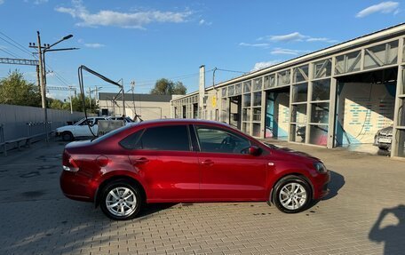 Volkswagen Polo VI (EU Market), 2011 год, 800 000 рублей, 3 фотография