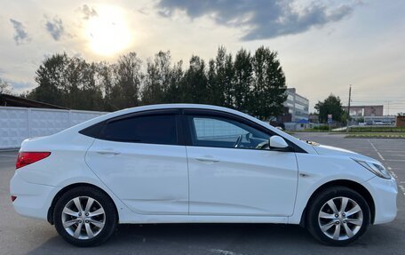 Hyundai Solaris II рестайлинг, 2013 год, 680 000 рублей, 4 фотография