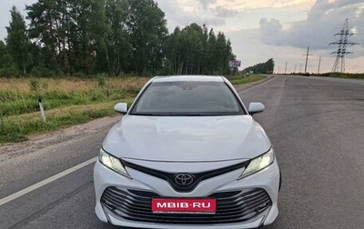 Toyota Camry, 2018 год, 3 300 000 рублей, 1 фотография