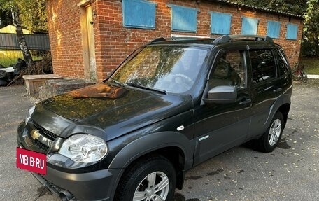 Chevrolet Niva I рестайлинг, 2013 год, 630 000 рублей, 4 фотография