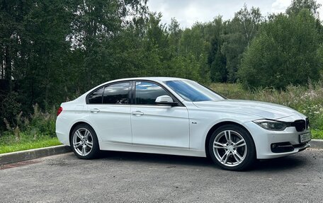 BMW 3 серия, 2013 год, 2 090 000 рублей, 3 фотография