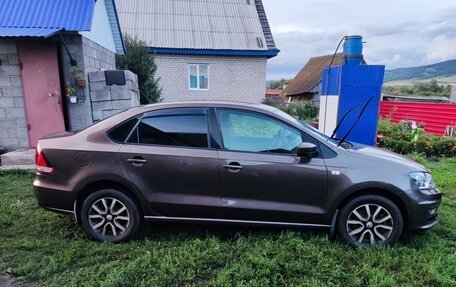 Volkswagen Polo VI (EU Market), 2016 год, 933 000 рублей, 3 фотография