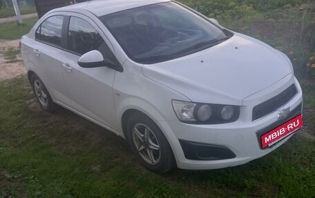 Chevrolet Aveo III, 2014 год, 699 000 рублей, 2 фотография