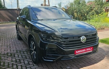 Volkswagen Touareg III, 2018 год, 4 950 000 рублей, 4 фотография