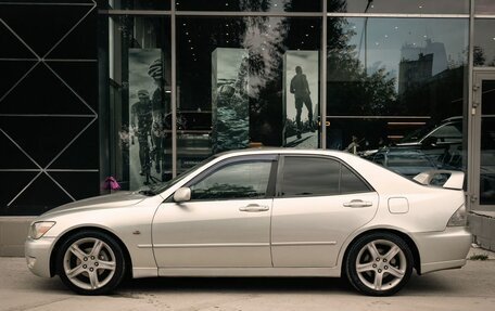 Toyota Altezza, 1999 год, 660 000 рублей, 2 фотография