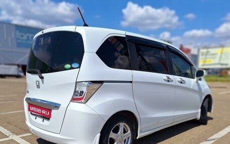 Honda Freed I, 2013 год, 1 590 000 рублей, 5 фотография