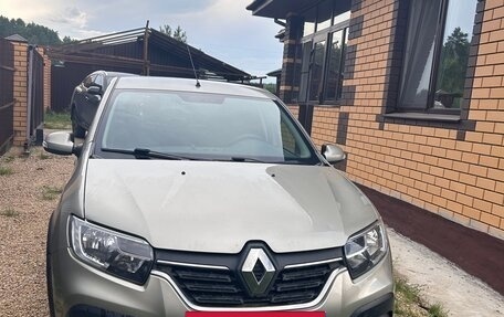 Renault Logan II, 2019 год, 1 300 000 рублей, 2 фотография