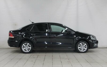 Volkswagen Polo VI (EU Market), 2017 год, 1 350 000 рублей, 4 фотография