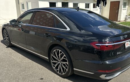 Audi A8, 2023 год, 14 000 000 рублей, 3 фотография