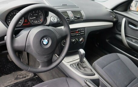 BMW 1 серия, 2008 год, 999 000 рублей, 6 фотография