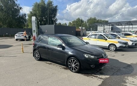 Volkswagen Golf VI, 2011 год, 800 000 рублей, 2 фотография