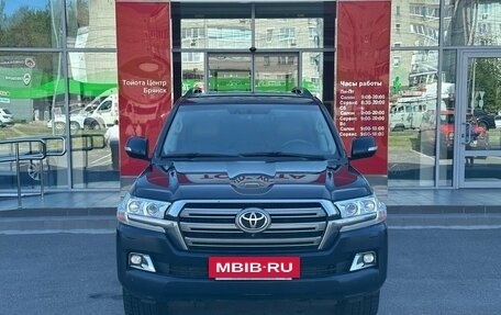 Toyota Land Cruiser 200, 2016 год, 5 499 000 рублей, 2 фотография