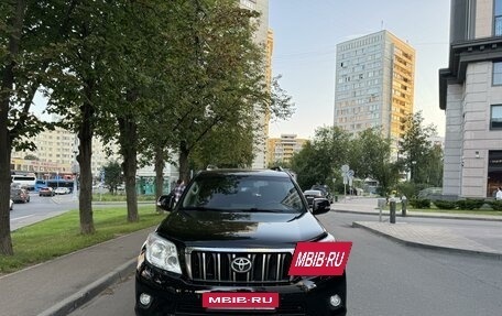 Toyota Land Cruiser Prado 150 рестайлинг 2, 2011 год, 2 550 000 рублей, 3 фотография