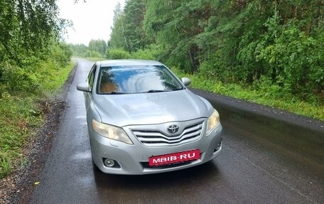 Toyota Camry, 2010 год, 1 300 000 рублей, 2 фотография