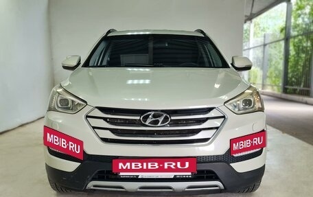 Hyundai Santa Fe III рестайлинг, 2014 год, 1 830 000 рублей, 2 фотография