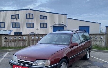 Opel Omega A, 1993 год, 290 000 рублей, 2 фотография