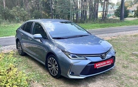 Toyota Corolla, 2019 год, 2 370 000 рублей, 3 фотография