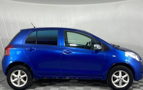 Toyota Yaris III рестайлинг, 2007 год, 480 000 рублей, 4 фотография