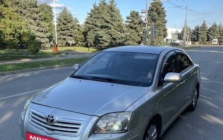 Toyota Avensis III рестайлинг, 2007 год, 915 000 рублей, 3 фотография