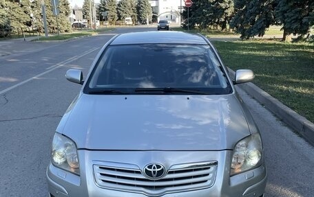 Toyota Avensis III рестайлинг, 2007 год, 915 000 рублей, 2 фотография