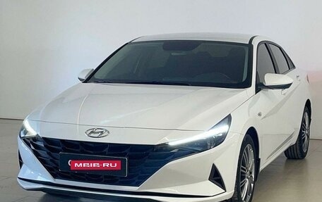 Hyundai Elantra, 2021 год, 2 375 000 рублей, 3 фотография