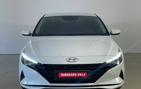 Hyundai Elantra, 2021 год, 2 375 000 рублей, 2 фотография