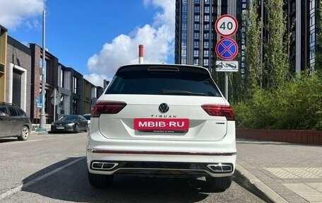 Volkswagen Tiguan II, 2021 год, 4 800 000 рублей, 4 фотография