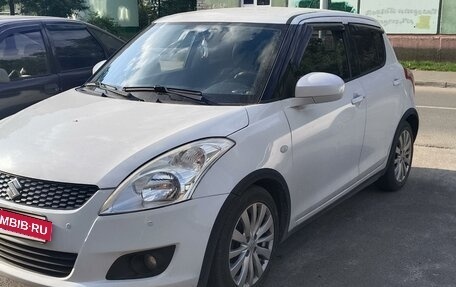 Suzuki Swift III, 2011 год, 990 000 рублей, 2 фотография