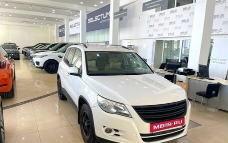 Volkswagen Tiguan I, 2010 год, 800 000 рублей, 3 фотография