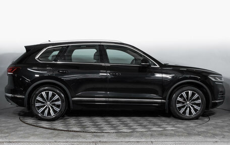 Volkswagen Touareg III, 2018 год, 5 230 000 рублей, 4 фотография