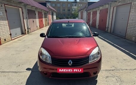 Renault Sandero I, 2011 год, 675 000 рублей, 2 фотография