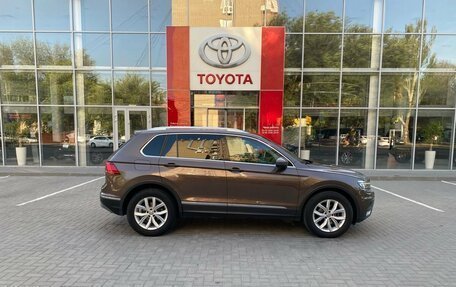 Volkswagen Tiguan II, 2017 год, 2 850 000 рублей, 4 фотография