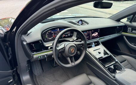 Porsche Panamera, 2023 год, 19 000 000 рублей, 4 фотография