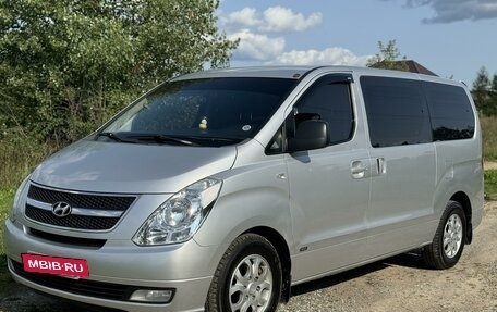 Hyundai Grand Starex Grand Starex I рестайлинг 2, 2009 год, 1 450 000 рублей, 3 фотография