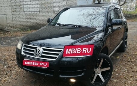 Volkswagen Touareg III, 2003 год, 950 000 рублей, 4 фотография