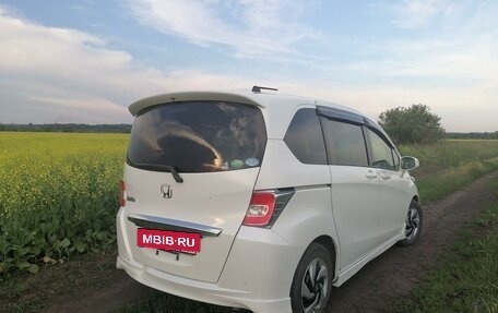 Honda Freed I, 2015 год, 1 300 000 рублей, 3 фотография