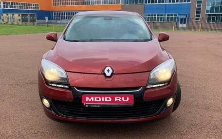 Renault Megane III, 2014 год, 585 000 рублей, 2 фотография